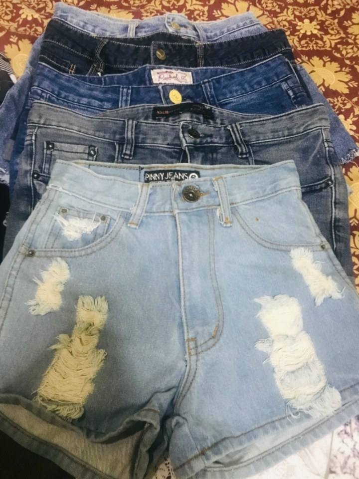 ขายเหมาเสื้อผ้าตัวละ20บาท