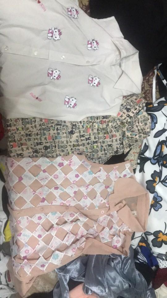 ขายเหมาเสื้อผ้าตัวละ20บาท