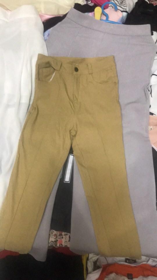 ขายเหมาเสื้อผ้าตัวละ20บาท