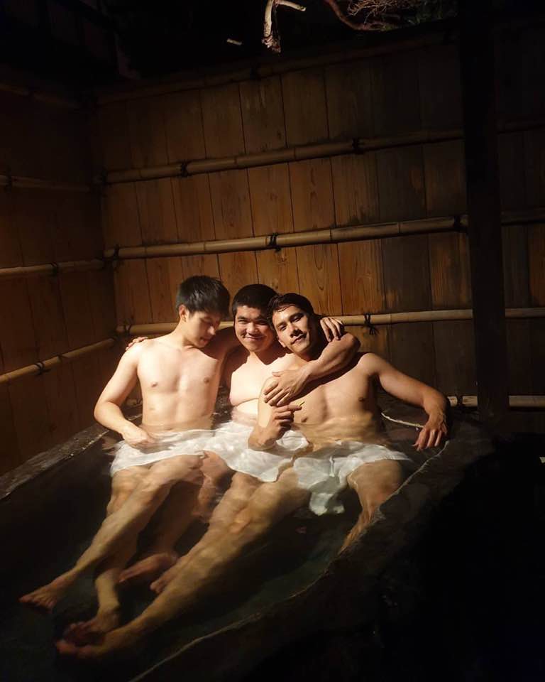 Picpostของฉัน(2019)ปีหมูทอง *v* ใบไม้ที่ปลิดปลิว 08
