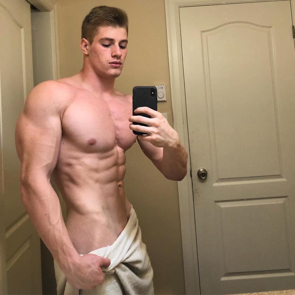 Patrick Leblanc ขาวกระทั่งนามสกุล