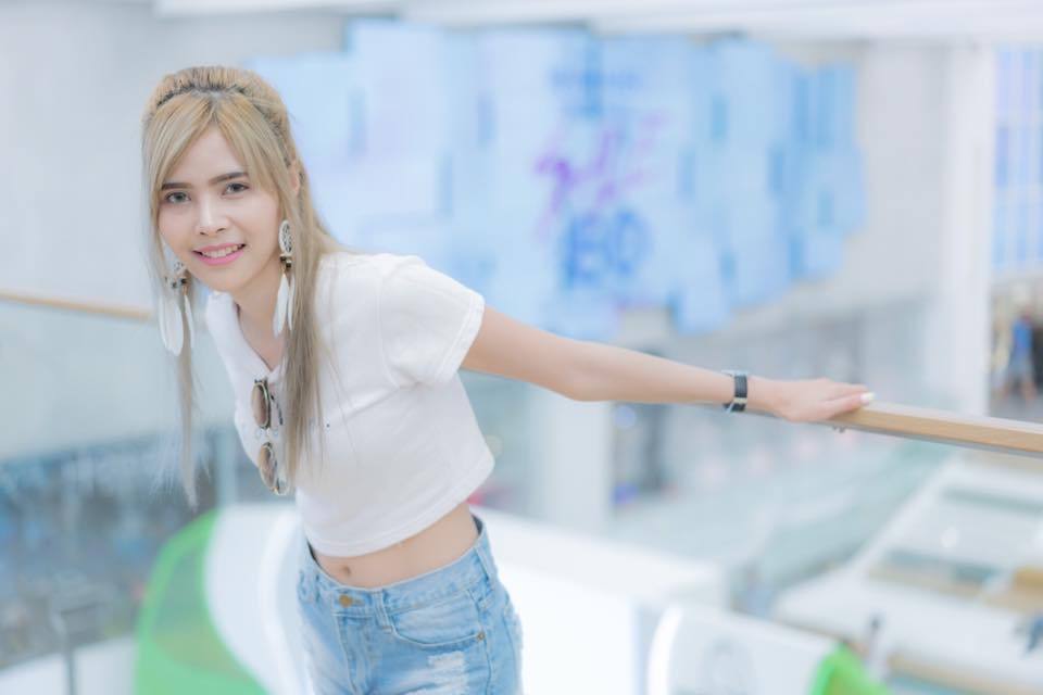 ไฮโซสาวสวยปุ๊กปิ๊ก กัญญ์สิณีณัฐ