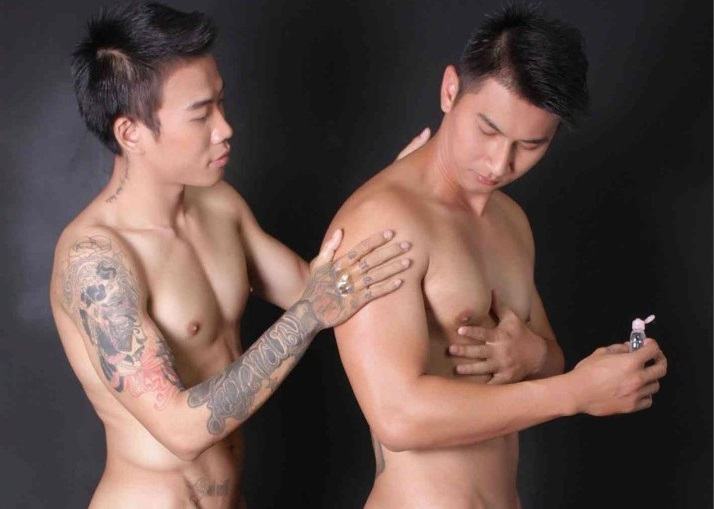 หนุ่มหล่อขึ้นปก 268