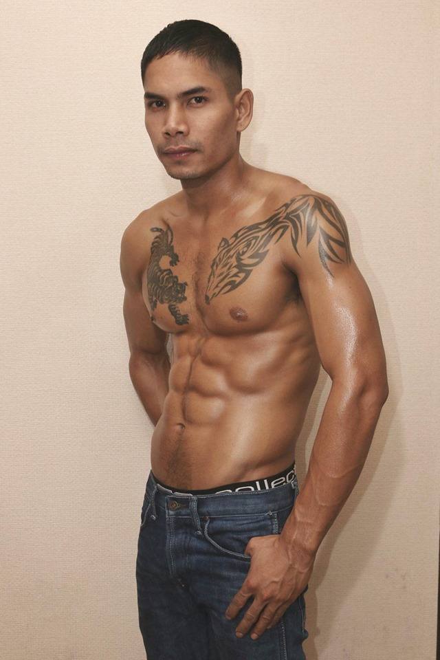 ถอดโชว์เรือนร่าง 2564