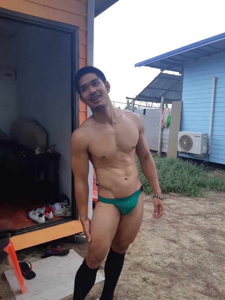 ถอดโชว์เรือนร่าง 2564