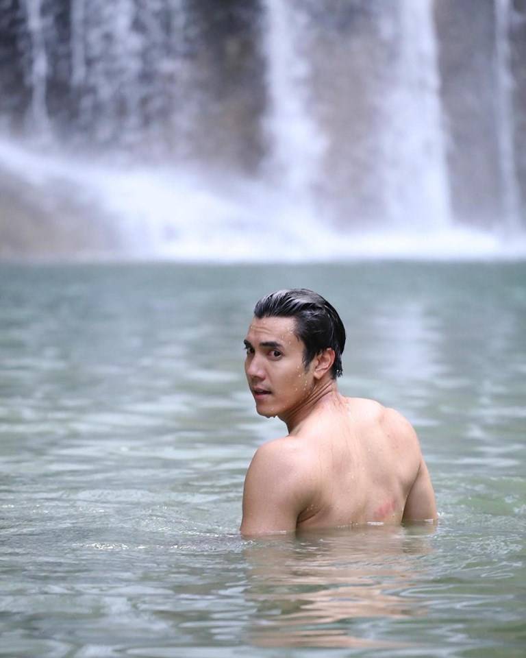 Picpostของฉัน(2019)ปีหมูทอง *v* ใบไม้ที่ปลิดปลิว 12