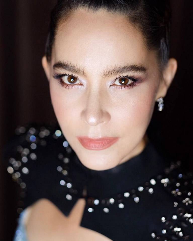 มาช่า​ วัฒ​น​พา​นิชย์​