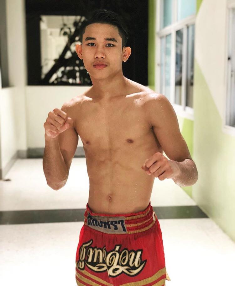 หุ่นแซ่บแต่เด็ก #32
