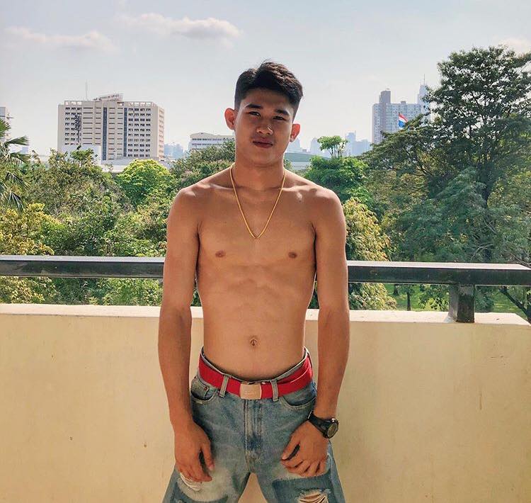 หุ่นแซ่บแต่เด็ก #32