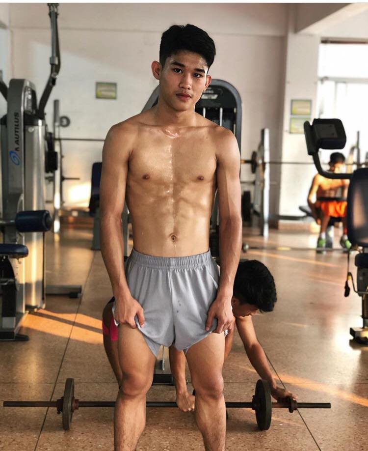 หุ่นแซ่บแต่เด็ก #32