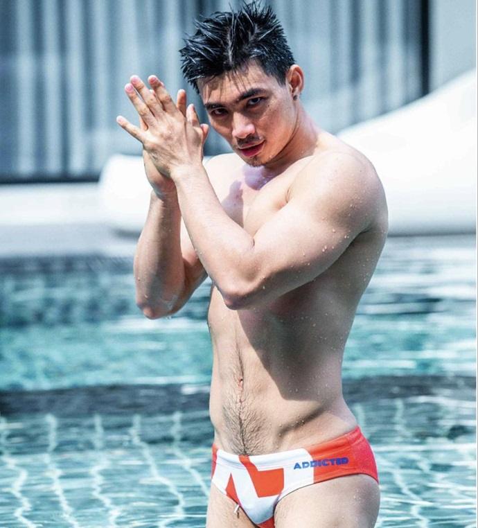 หนุ่มหล่อขึ้นปก 272.1