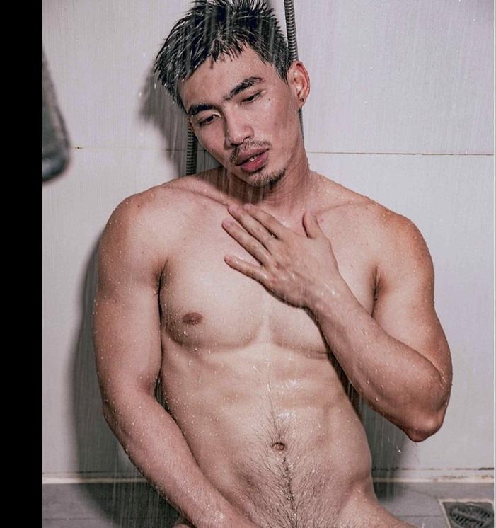 หนุ่มหล่อขึ้นปก 272.1