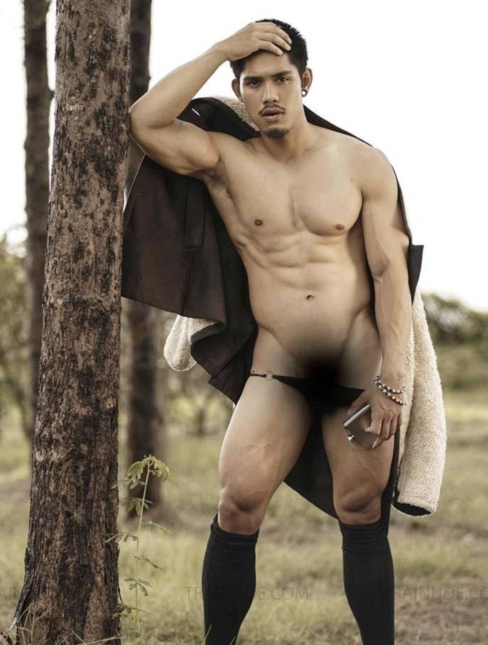 หนุ่มหล่อขึ้นปก 275