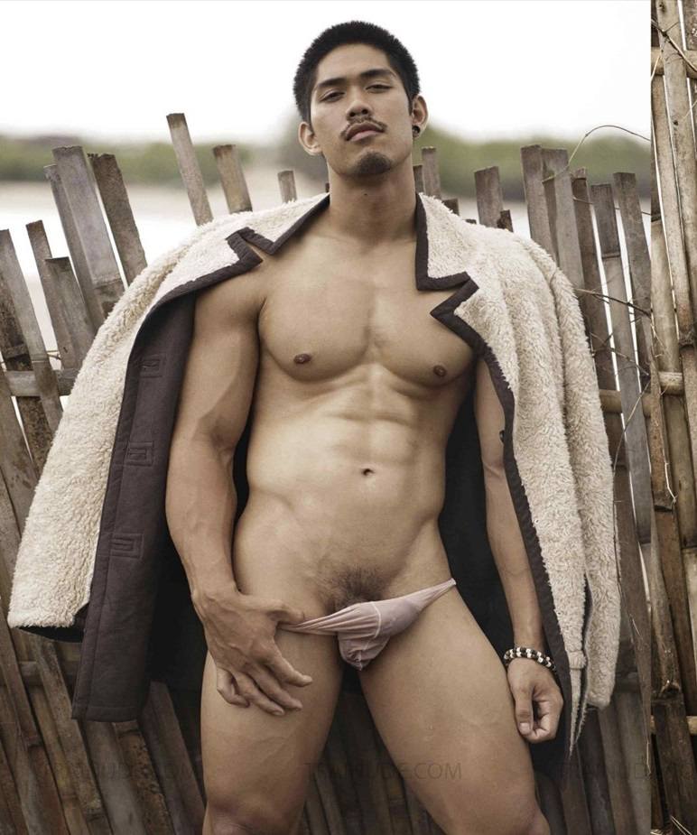 หนุ่มหล่อขึ้นปก 275