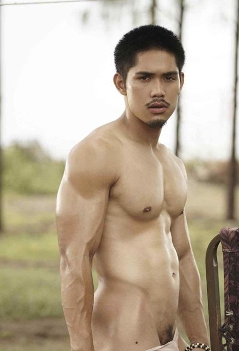 หนุ่มหล่อขึ้นปก 275
