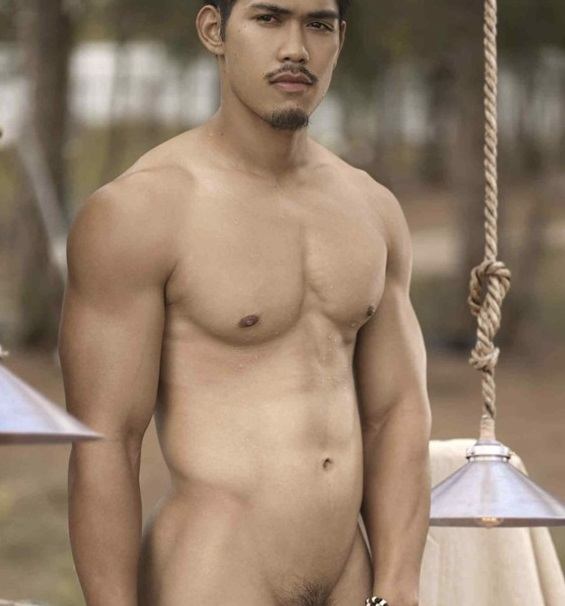 หนุ่มหล่อขึ้นปก 275