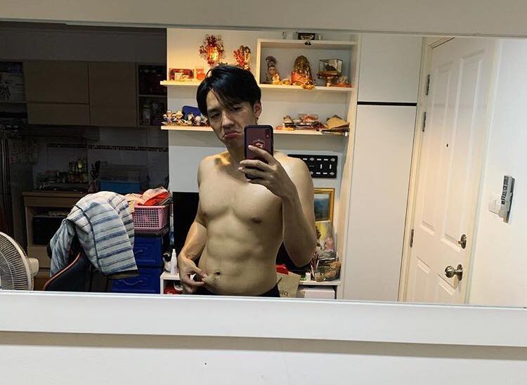 ถ่ายเองกับมือ 31