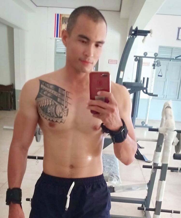 ถ่ายเองกับมือ 35