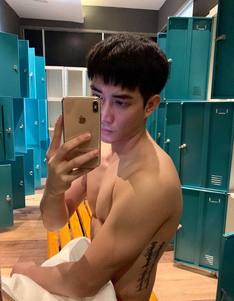 ถ่ายเองกับมือ 43