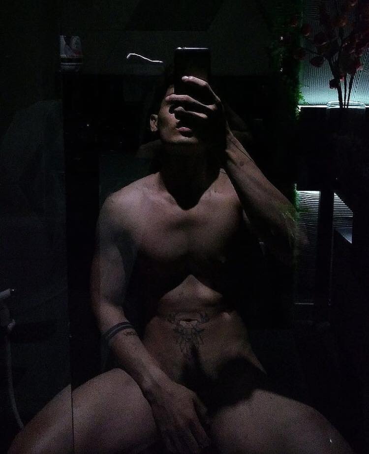 ถ่ายเองกับมือ 47