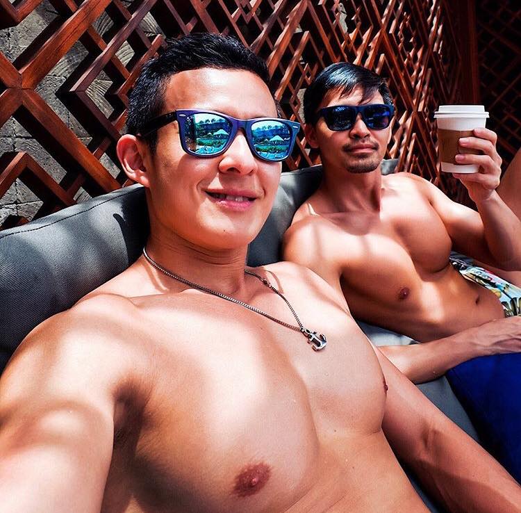 ถ่ายเองกับมือ 51
