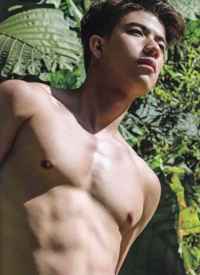 หนุ่มหล่อขึ้นปก 276