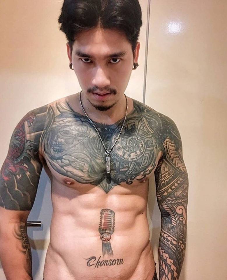 มันมีอะไร ไหนเล่ามาซิครับ