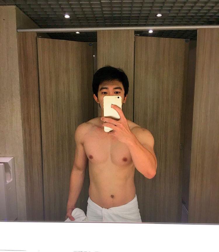 ถ่ายเองกับมือ 54