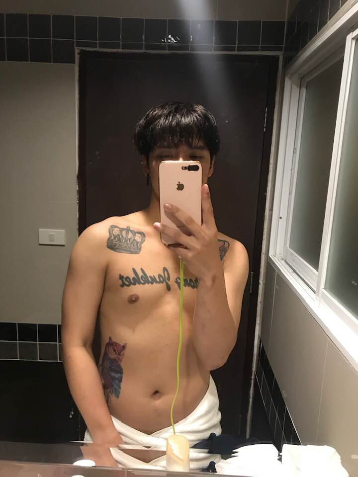 ถ่ายเองกับมือ 56