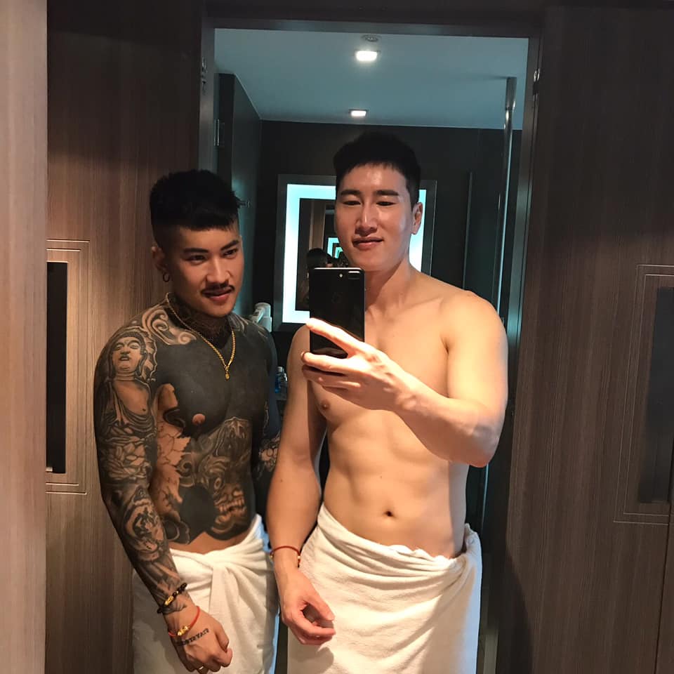 ถ่ายเองกับมือ 56