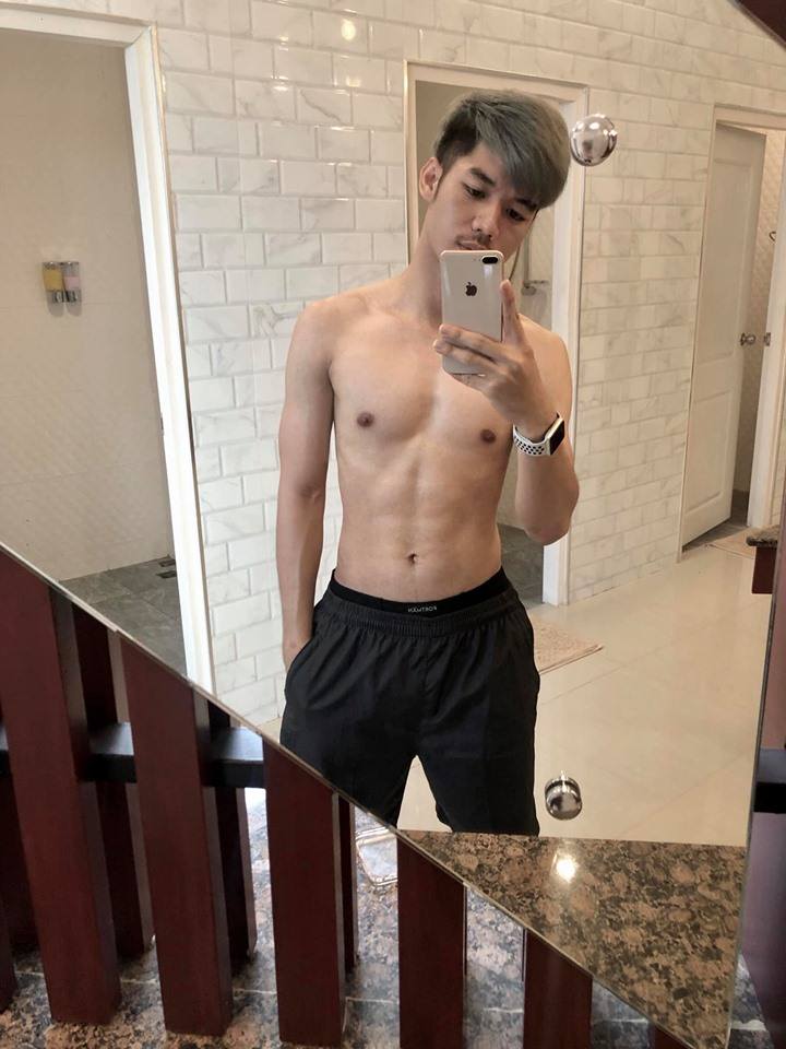 ถ่ายเองกับมือ 57