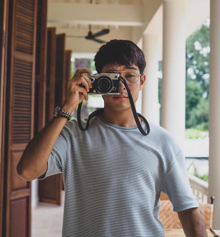 ถ่ายเองกับมือ 60