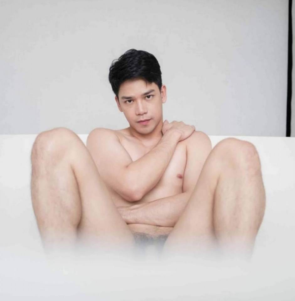 หนุ่มหล่อขึ้นปก 286.3