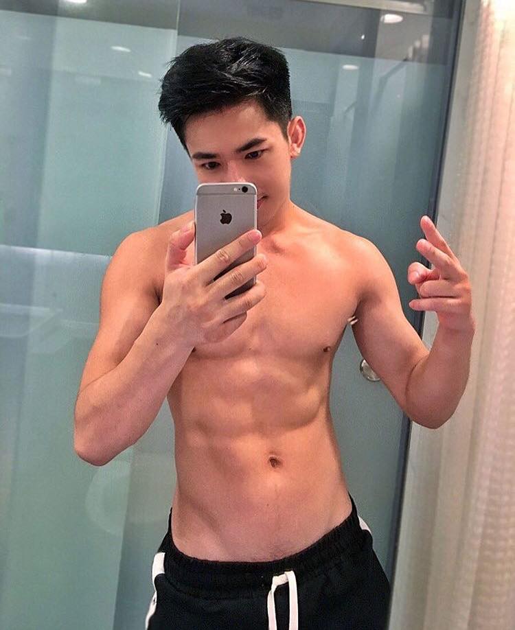 ถ่ายเองกับมือ 62