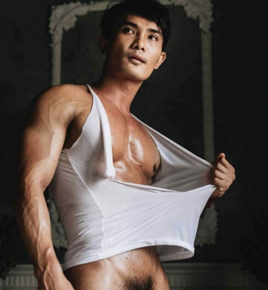 หนุ่มหล่อขึ้นปก 287