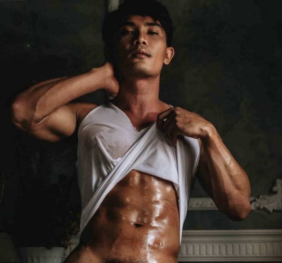 หนุ่มหล่อขึ้นปก 287