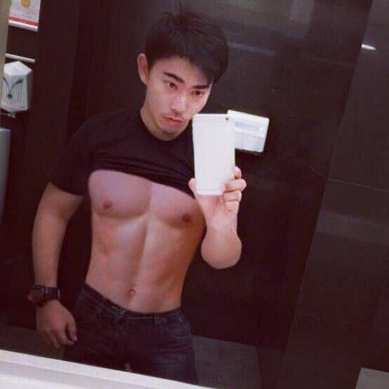 ถ่ายเองกับมือ 65