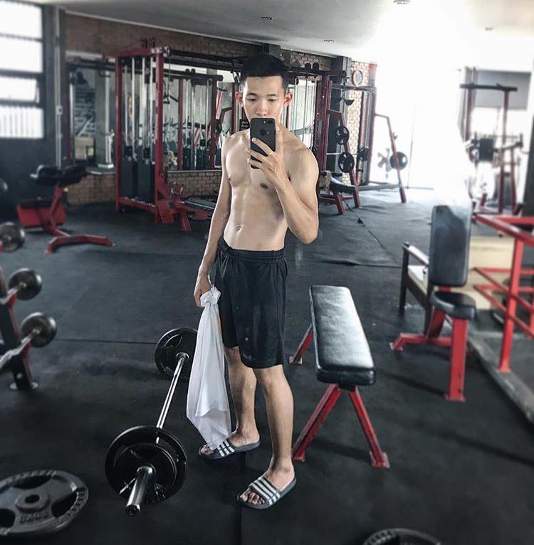 ถ่ายเองกับมือ 70