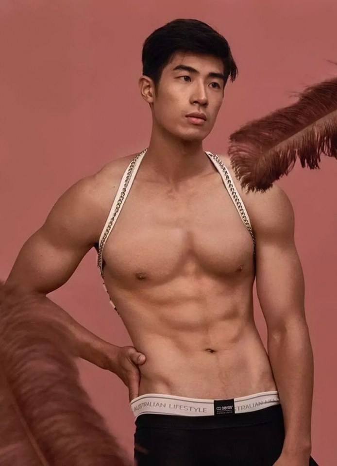[OMGBoy032][18+] ยอมแรงดึงดูดทางเพศของหนุ่มจีน Roger Parameciem