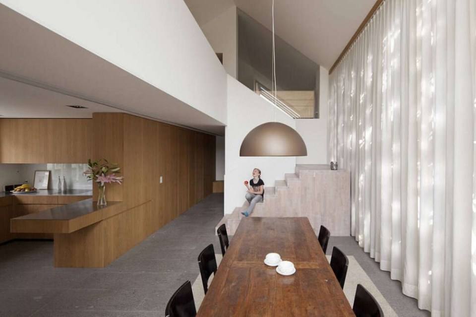 Kirchplatz Residence by Oppenheim Architecture