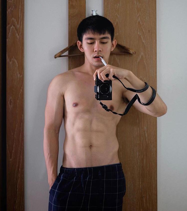 ถ่ายเองกับมือ 72