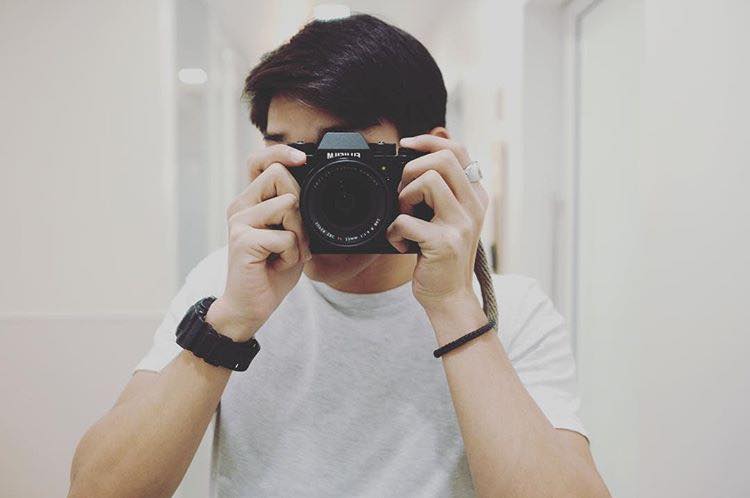 ถ่ายเองกับมือ 73
