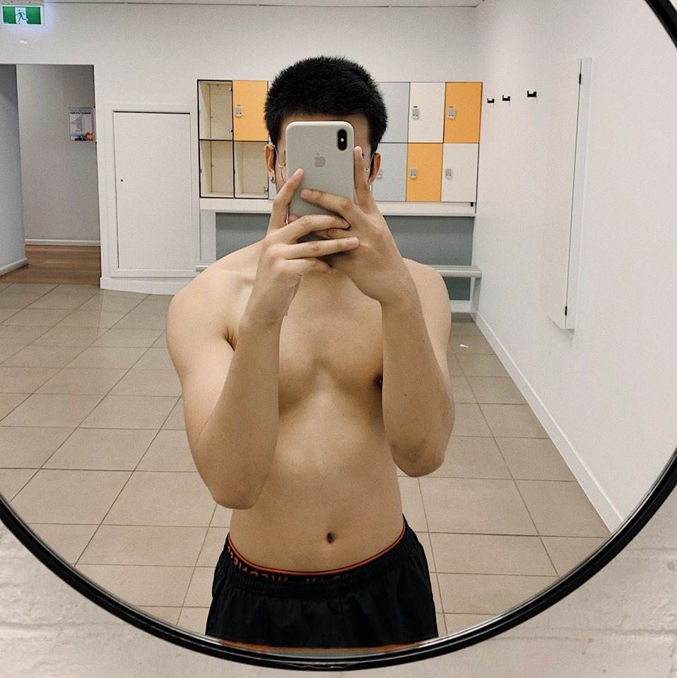 ถ่ายเองกับมือ 77