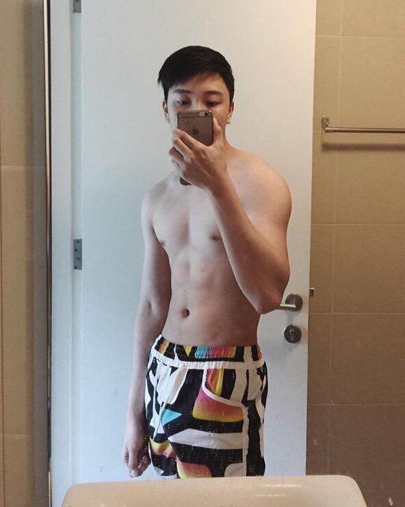 ถ่ายเองกับมือ 79
