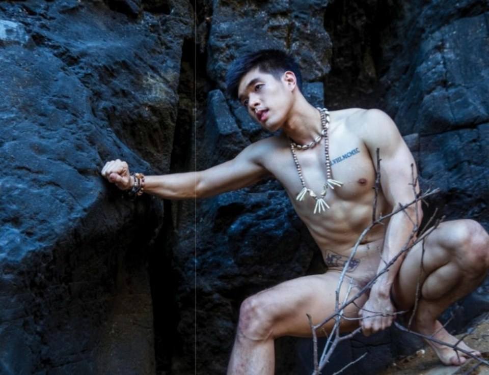 หนุ่มหล่อขึ้นปก 297.1