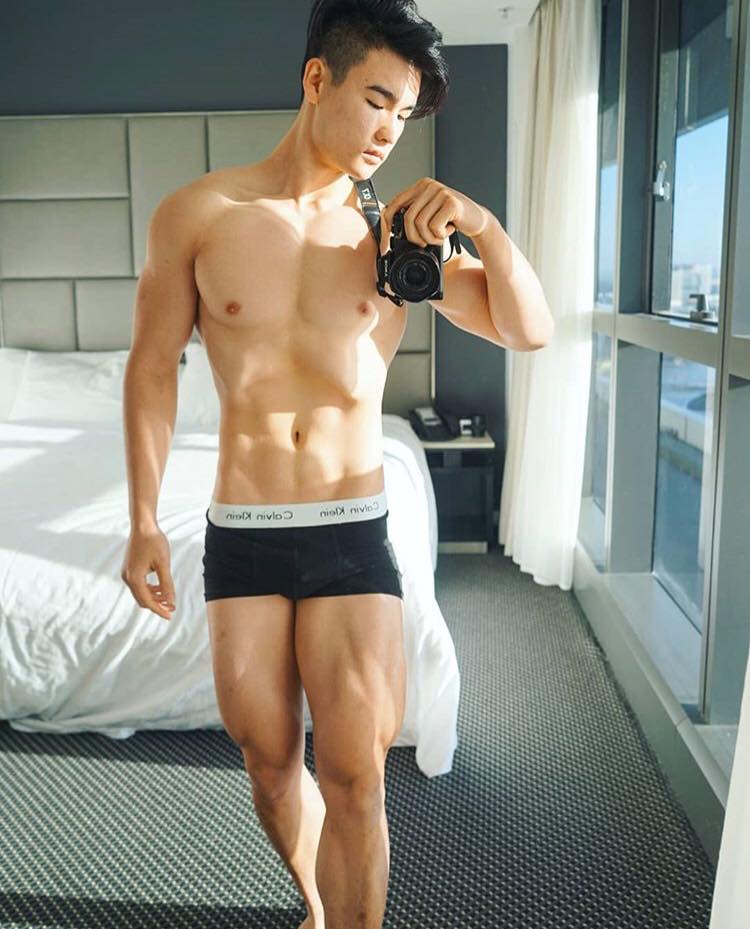 ถ่ายเองกับมือ 82