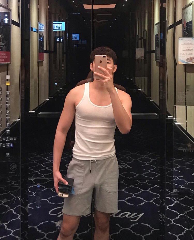 ถ่ายเองกับมือ 88