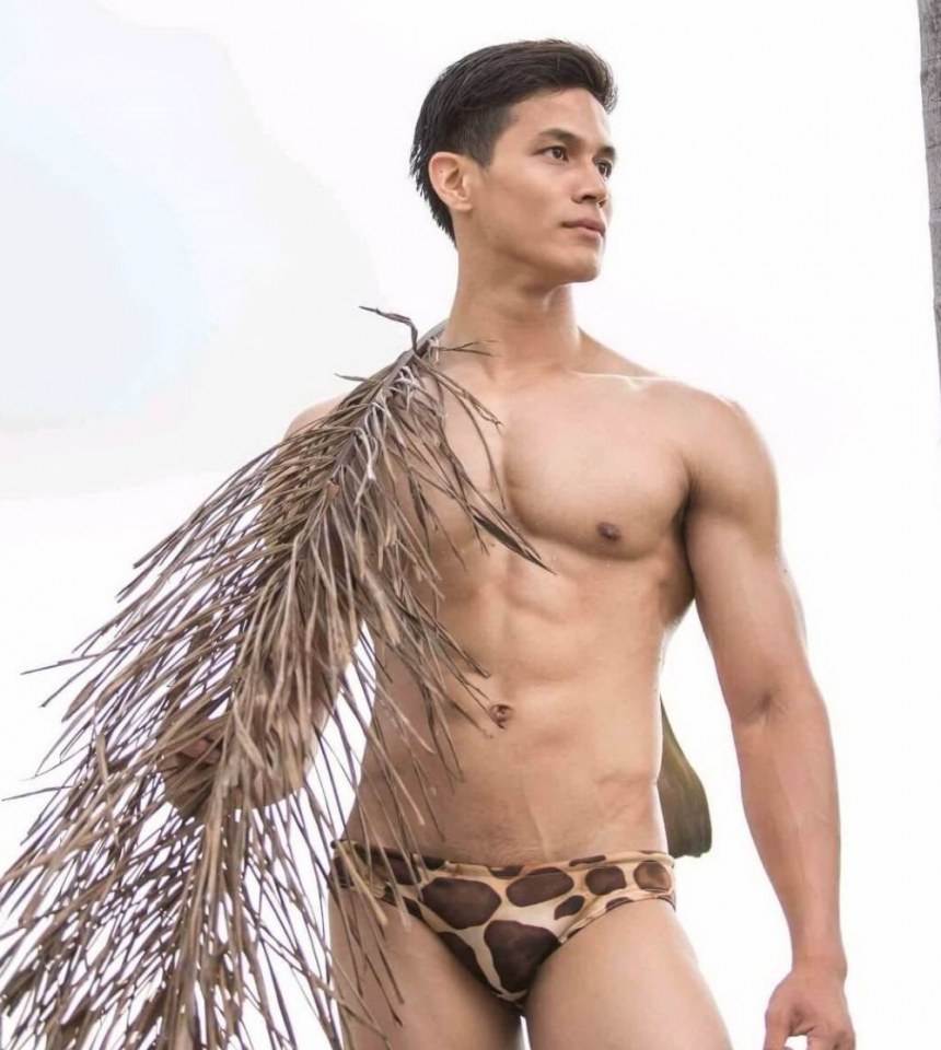 หนุ่มหล่อขึ้นปก 316