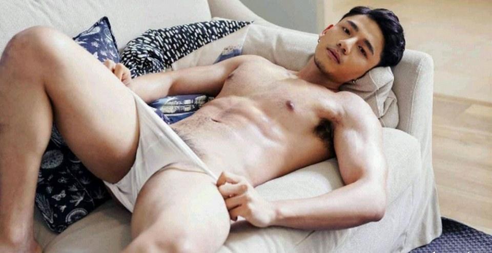 หนุ่มหล่อขึ้นปก 320