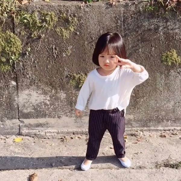 สาวน้อยหน้าทะเล้น ควอน ยูรี เน็ตไอดอลตัวน้อยเกาหลี